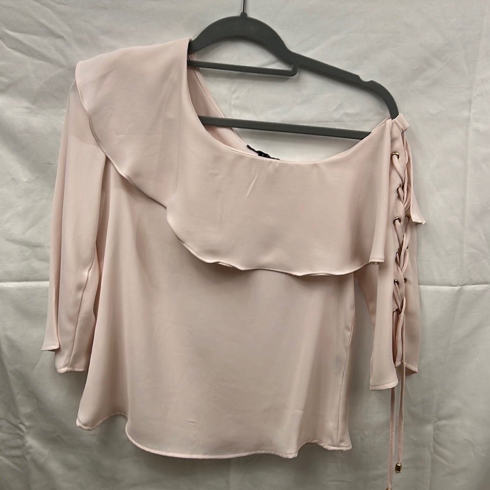 Studio F pink blouse 3/4 sleeve one please see pictures for more description.